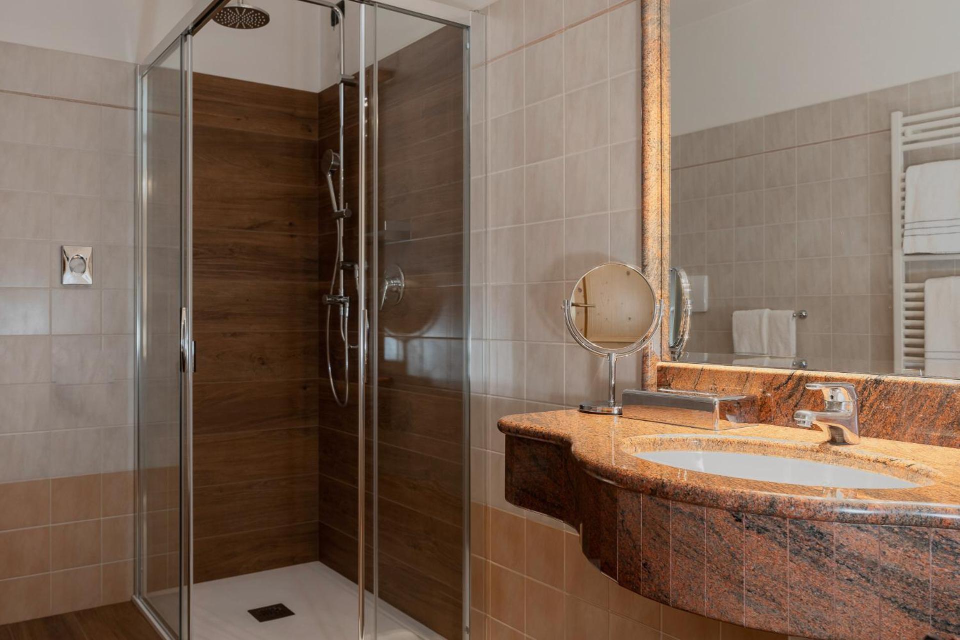 Hotel La Maison Wellness & Spa アッレゲ エクステリア 写真