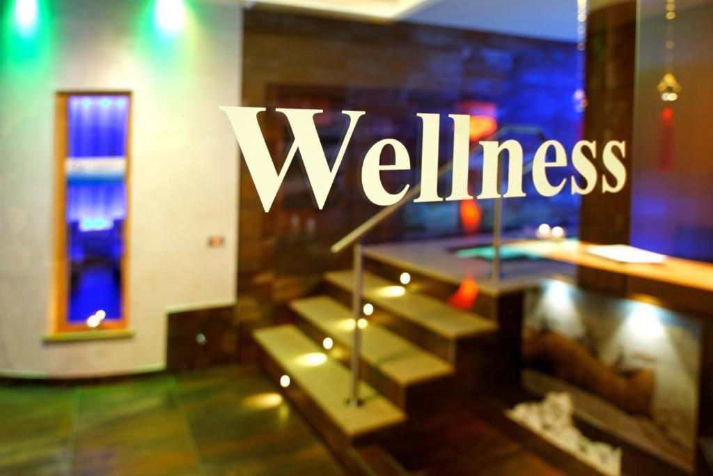 Hotel La Maison Wellness & Spa アッレゲ エクステリア 写真